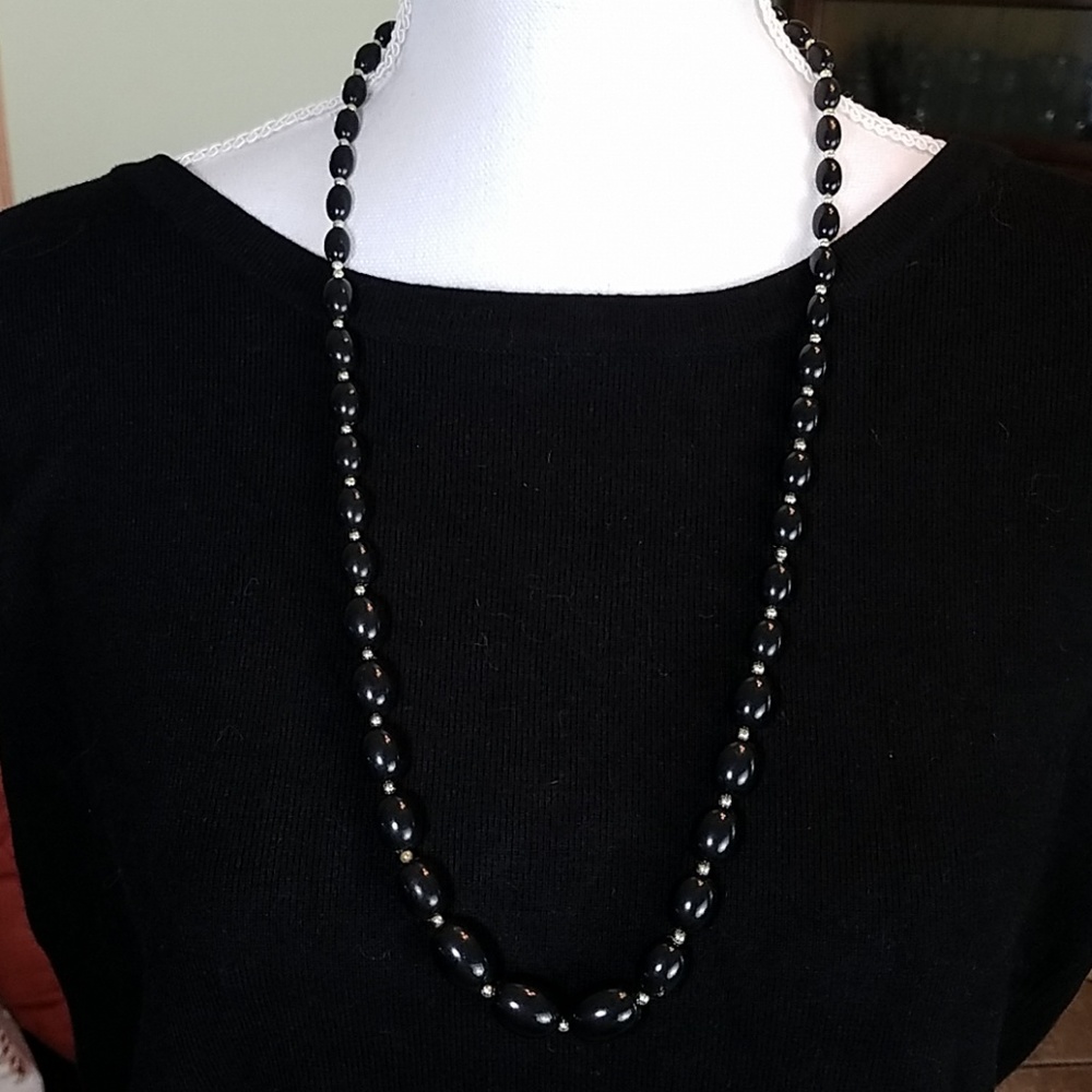 Black and Gold Beaded Necklace